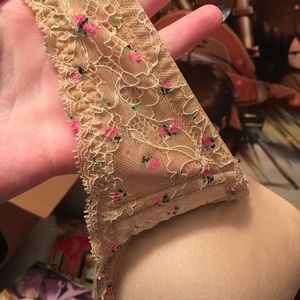 36B Victoria's Secret strapless bra